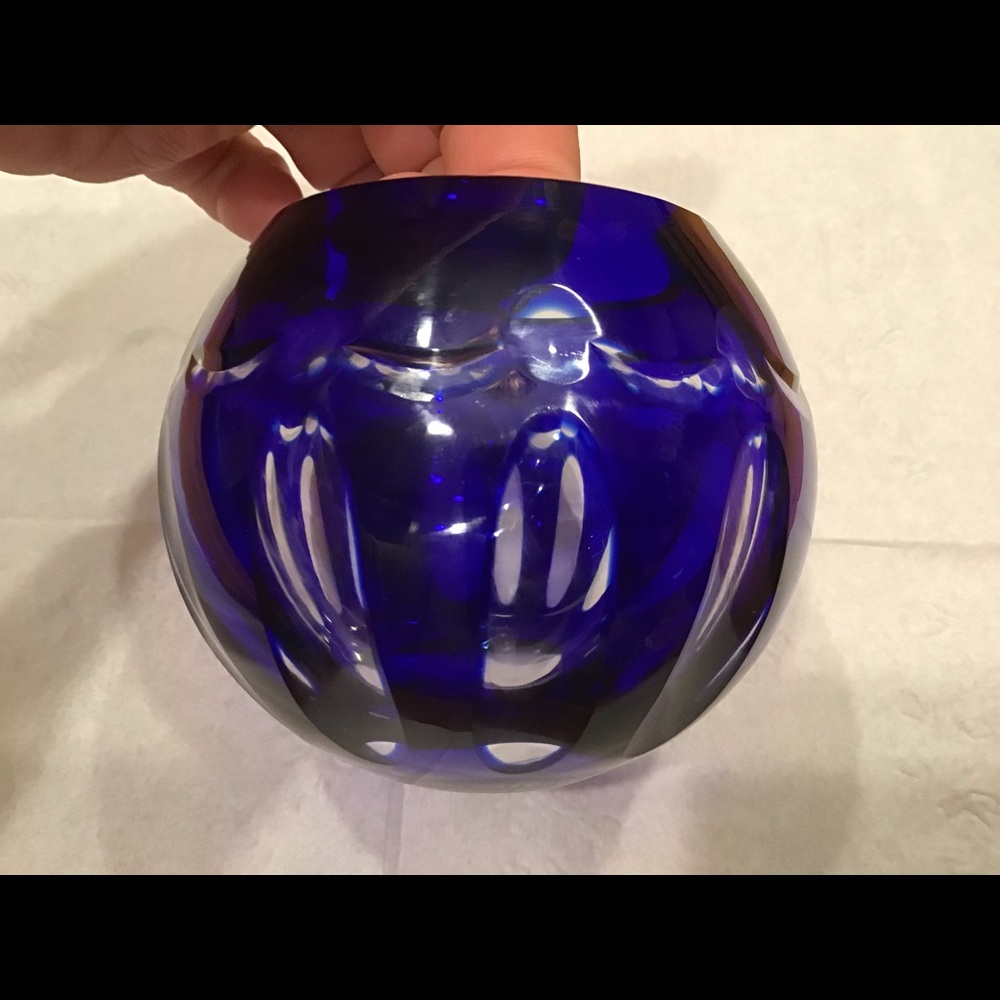 VINTAGE COBALT BOHEMIAN CUT GLASS CANDLEHOLDER - Picture 9 of 12